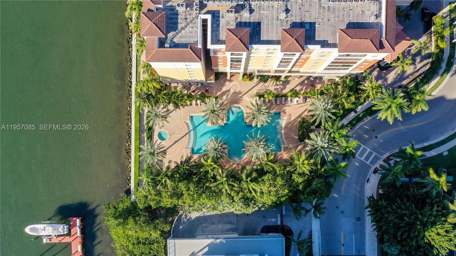 image Porto Bellagio Condo46