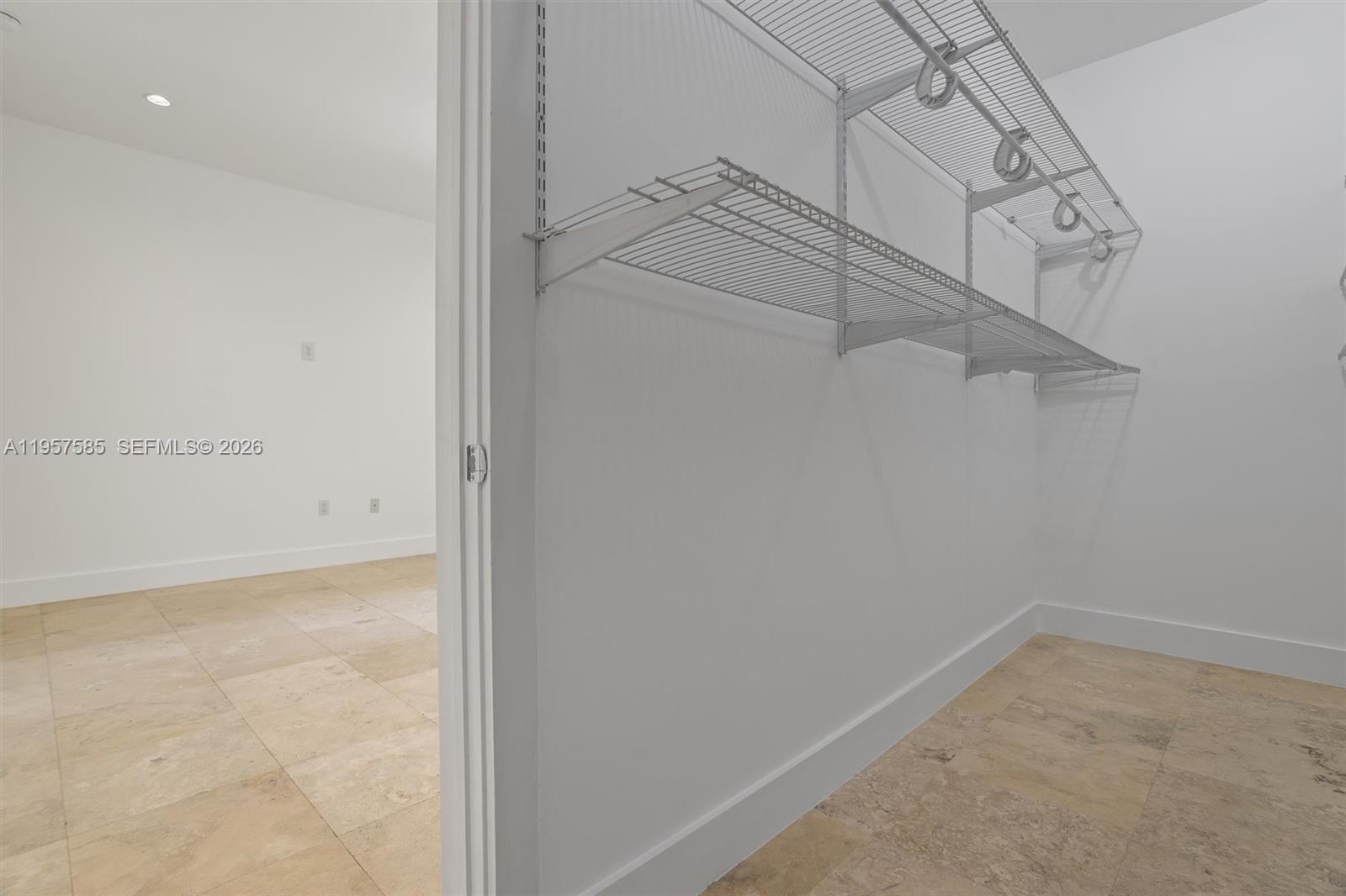 2784 SW 34th Ave Miami, FL 33133