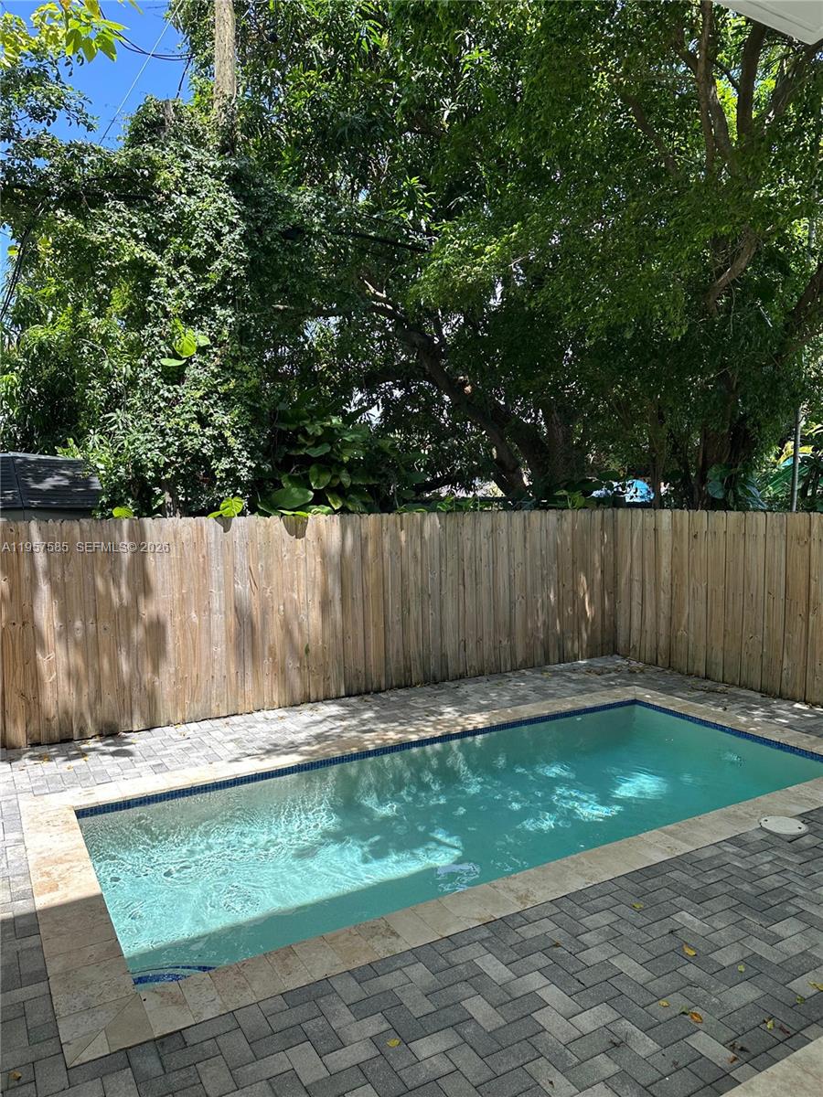 2784 SW 34th Ave Miami, FL 33133