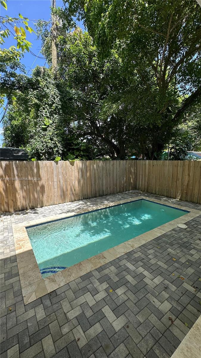 2784 SW 34th Ave Miami, FL 33133