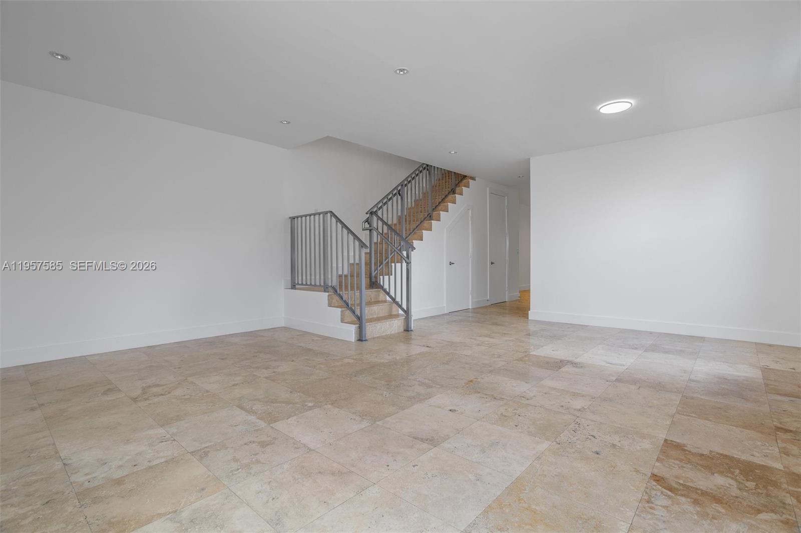 2784 SW 34th Ave Miami, FL 33133