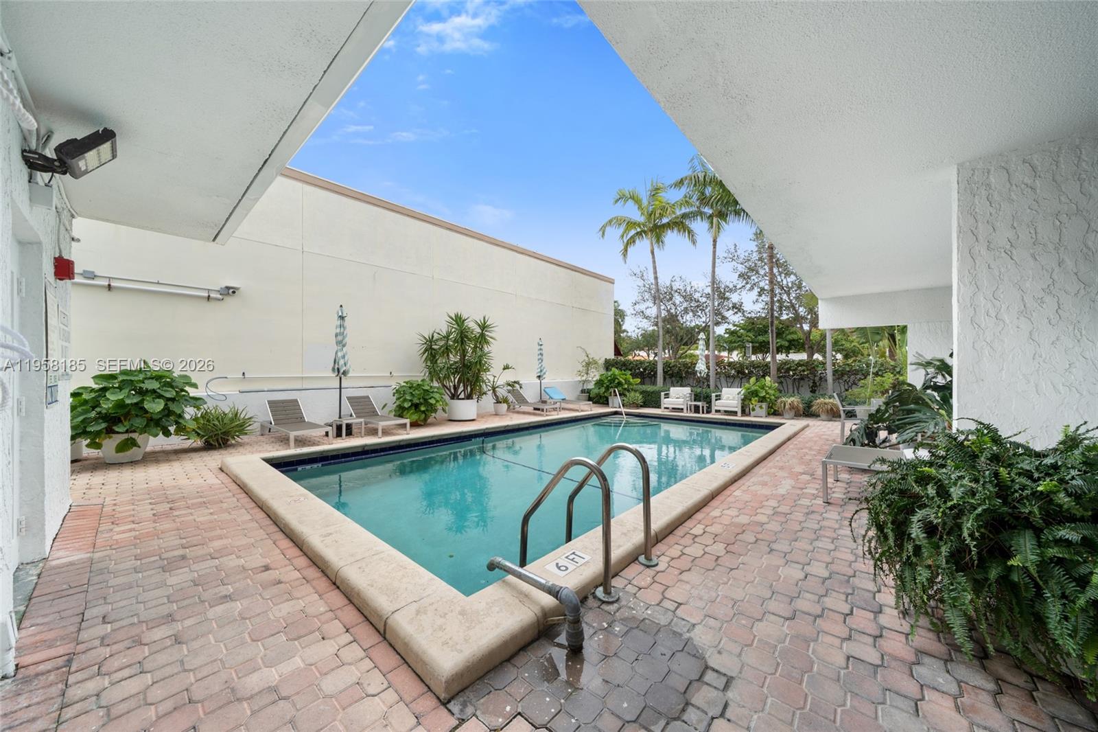 1300 Alton Rd #5D Miami Beach, FL 33139