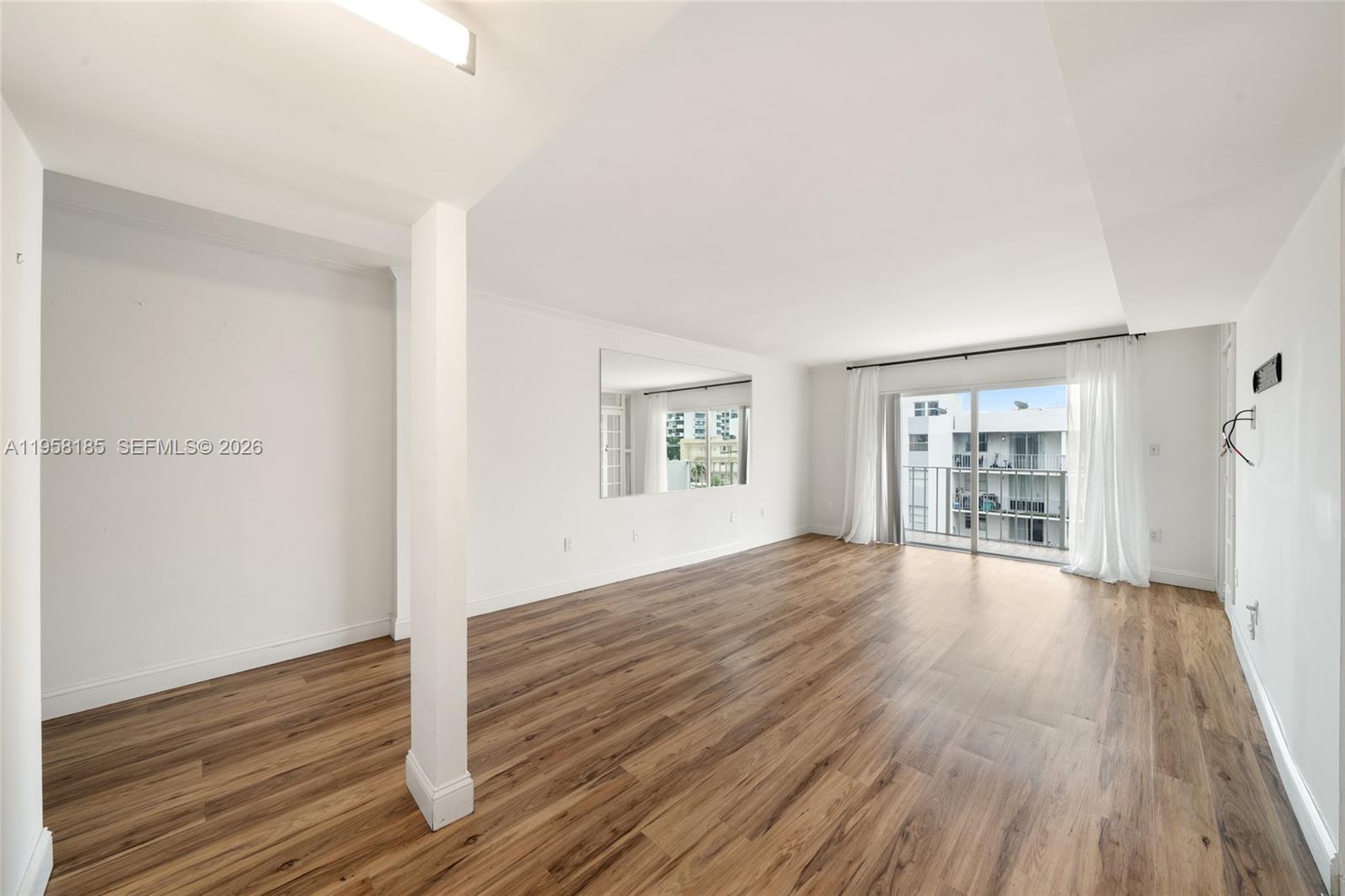 1300 Alton Rd #5D Miami Beach, FL 33139