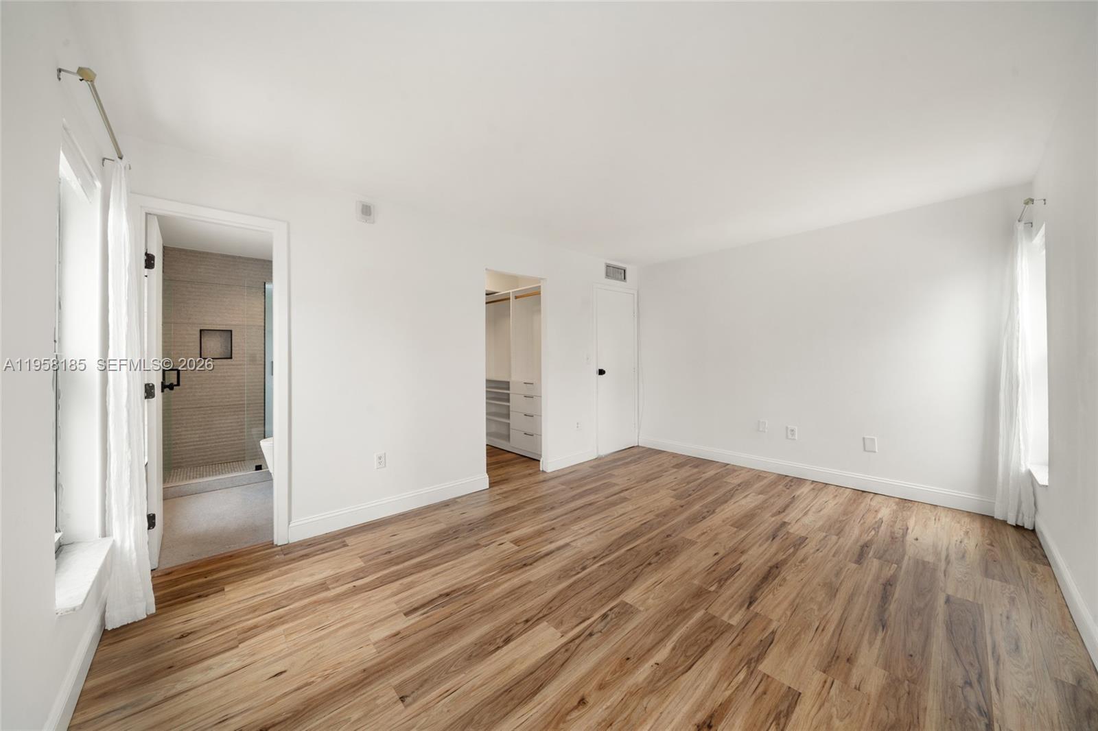 1300 Alton Rd #5D Miami Beach, FL 33139