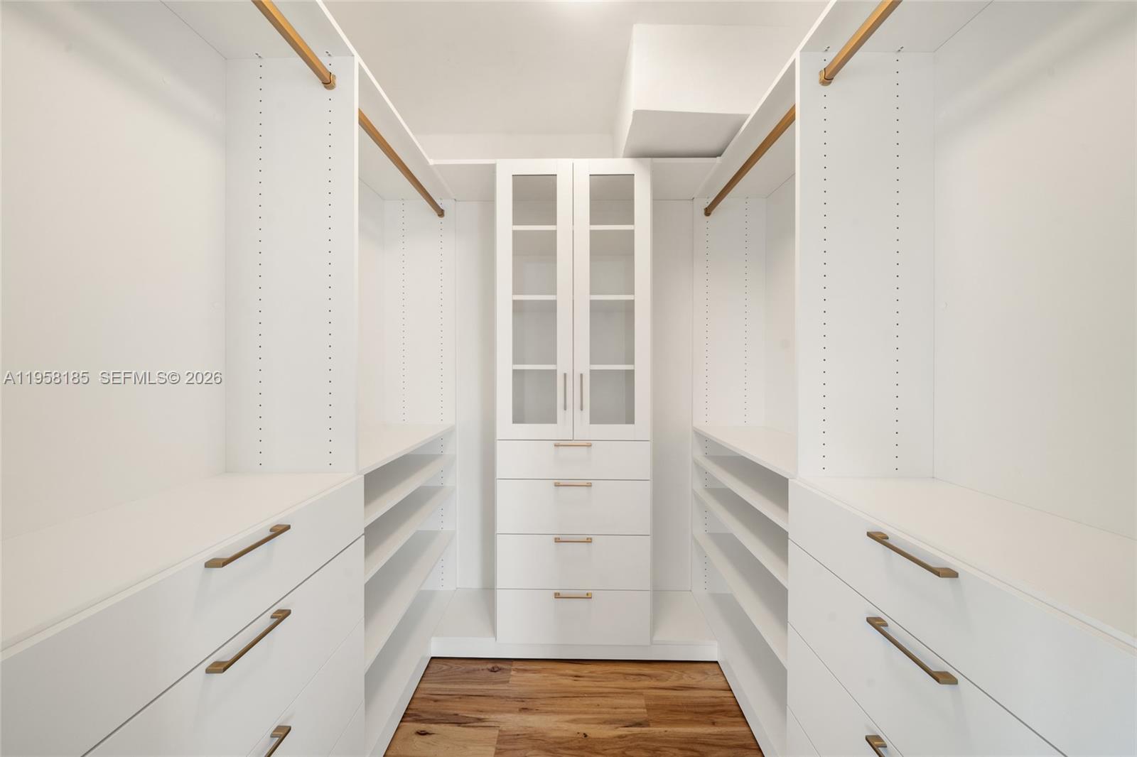 1300 Alton Rd #5D Miami Beach, FL 33139