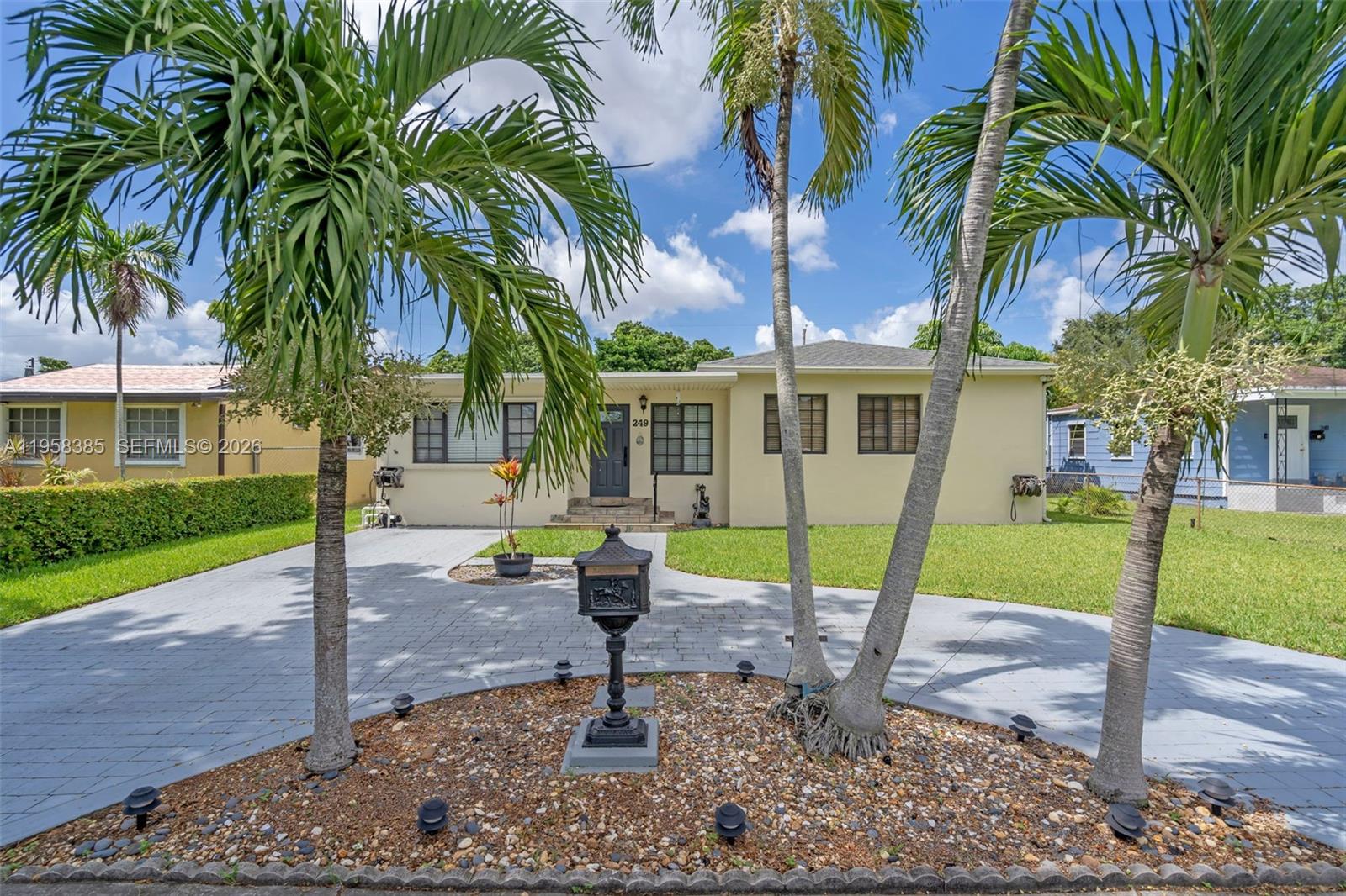 249 Carlisle Dr Miami Springs, FL 33166