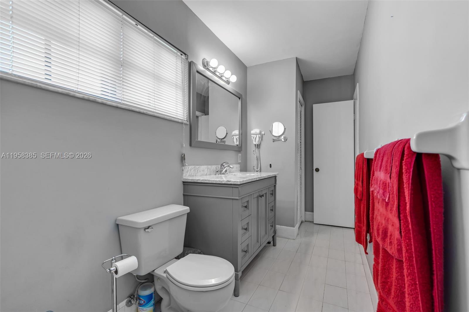 249 Carlisle Dr Miami Springs, FL 33166