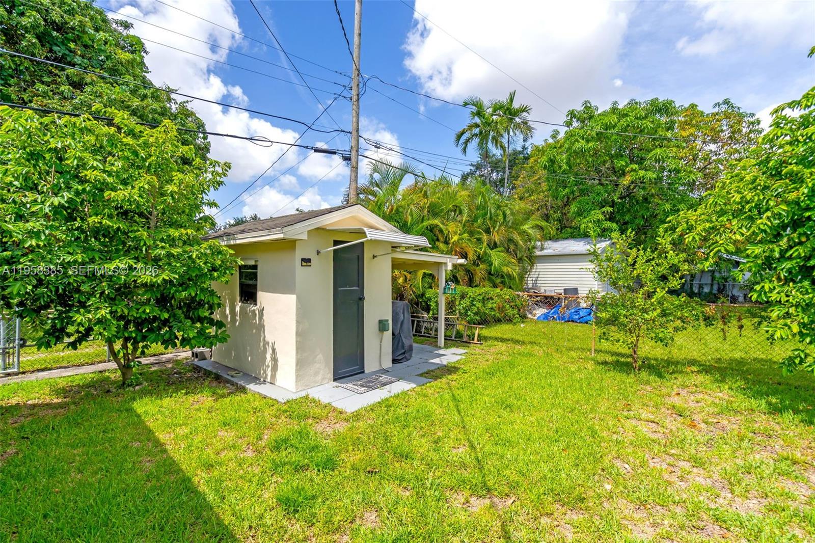 249 Carlisle Dr Miami Springs, FL 33166