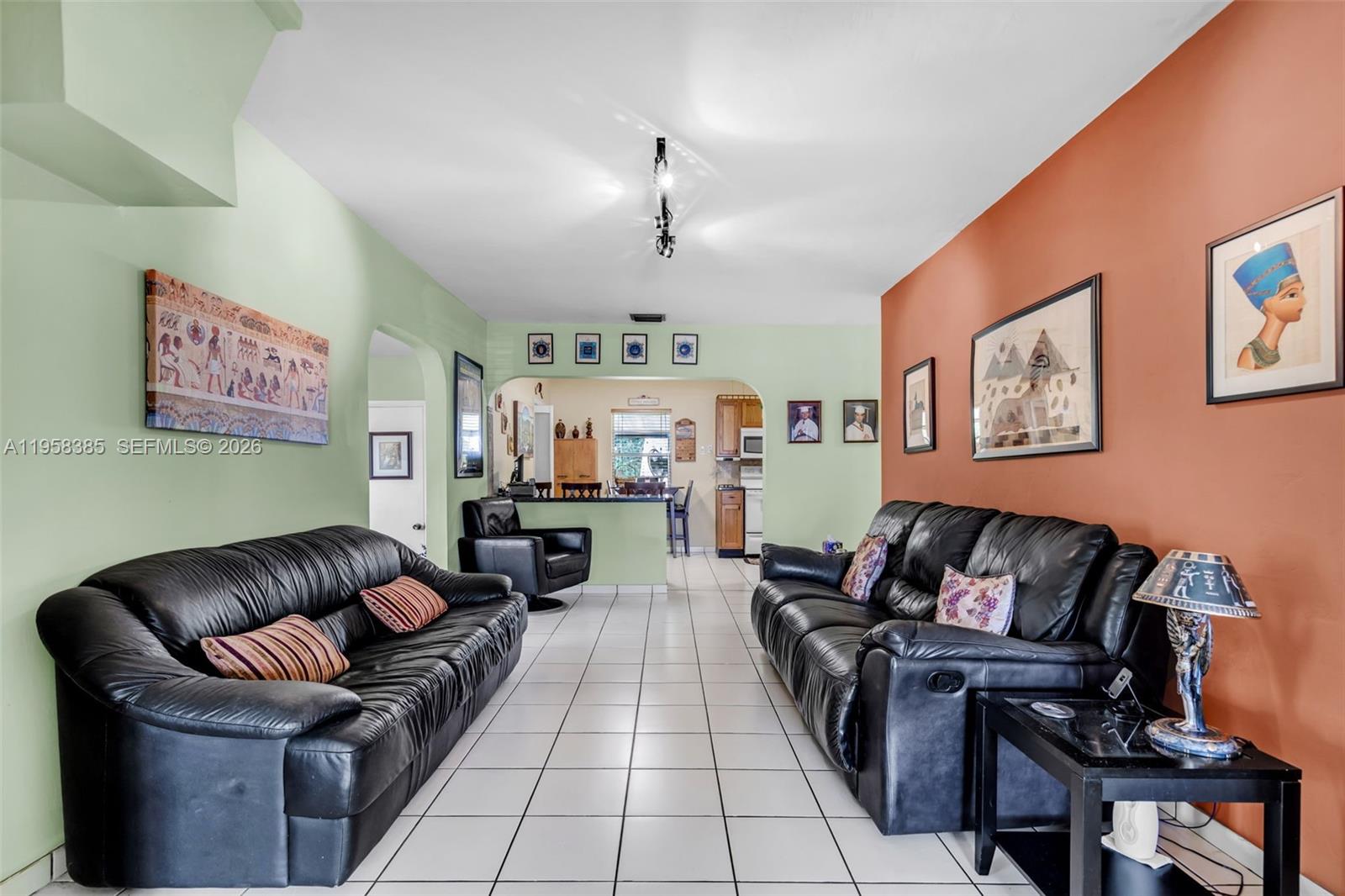 249 Carlisle Dr Miami Springs, FL 33166