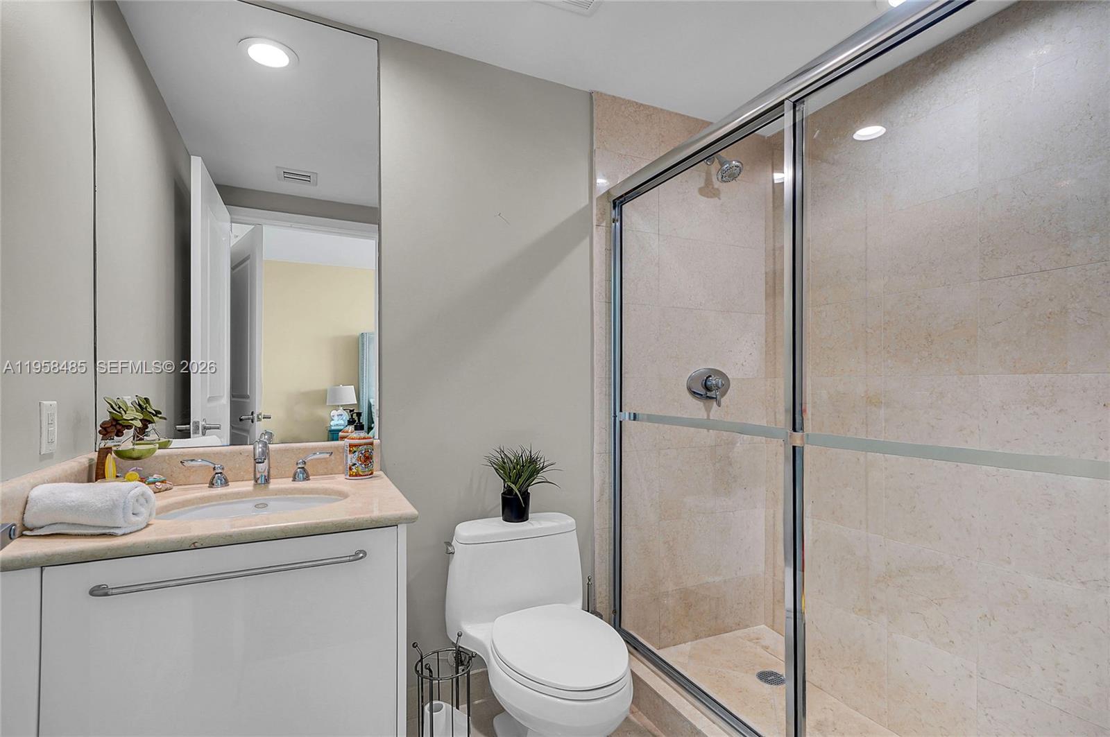 3101 S Ocean #1802 Hollywood, FL 33019