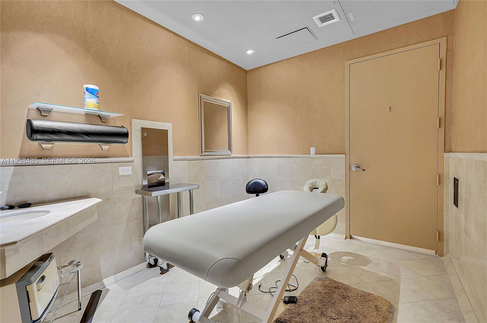 3101 S Ocean #1802 Hollywood, FL 33019