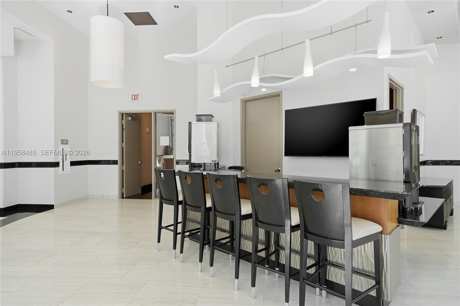 3101 S Ocean #1802 Hollywood, FL 33019