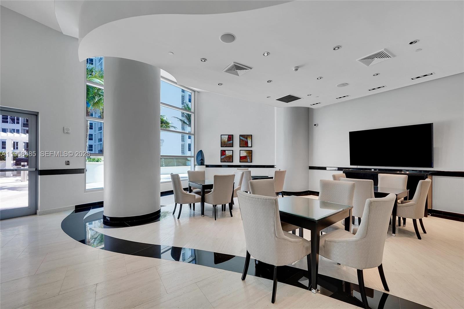 3101 S Ocean #1802 Hollywood, FL 33019