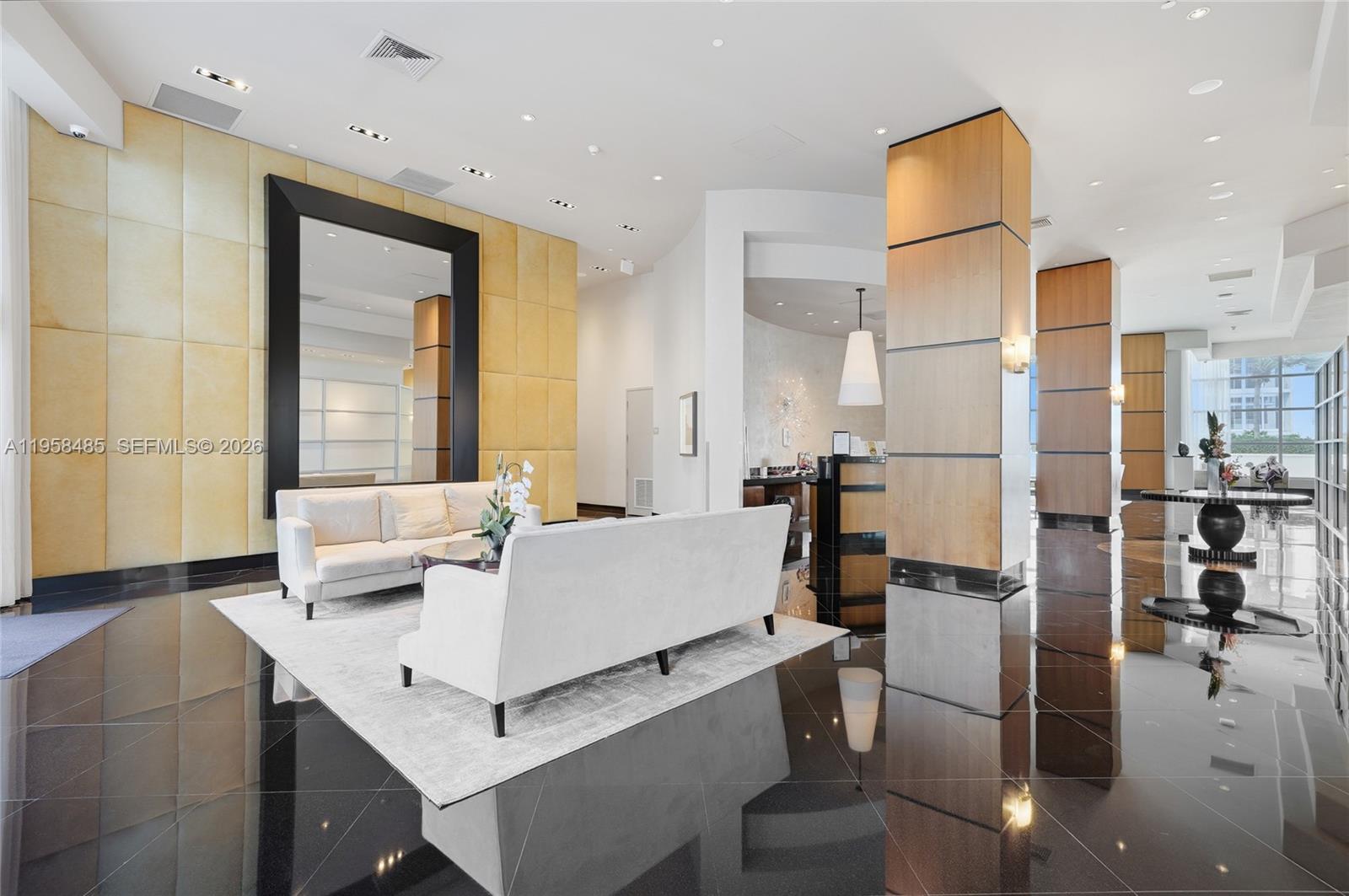 3101 S Ocean #1802 Hollywood, FL 33019