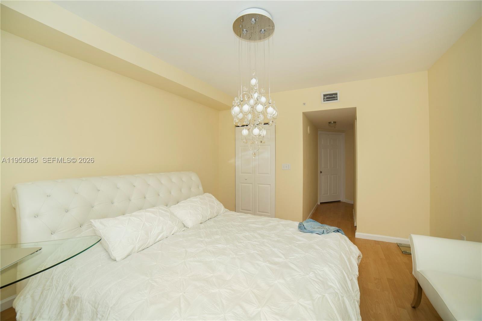 image Porto Bellagio Condo26