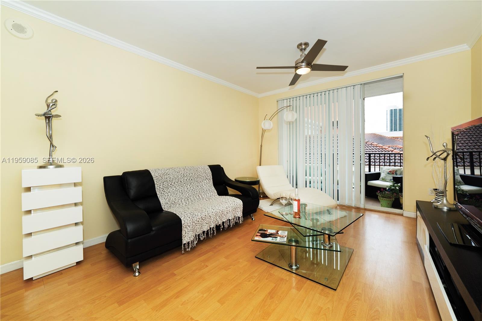 image Porto Bellagio Condo4