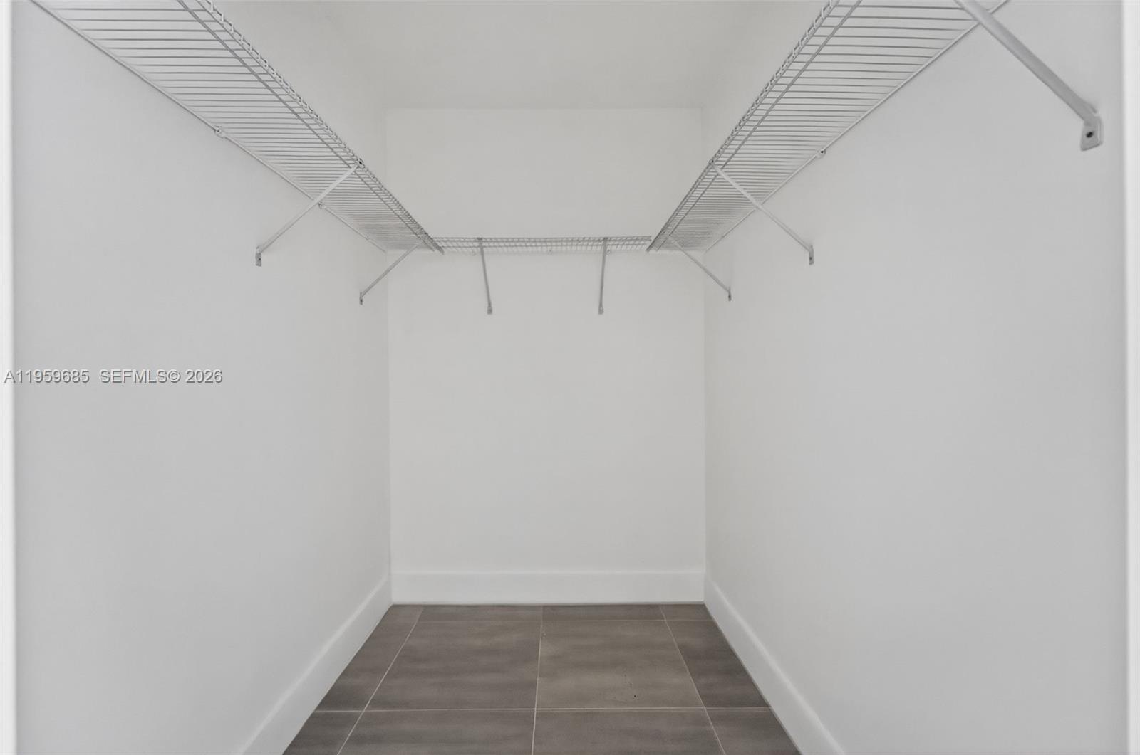 18316 SW 102th Pl Miami, FL 33157