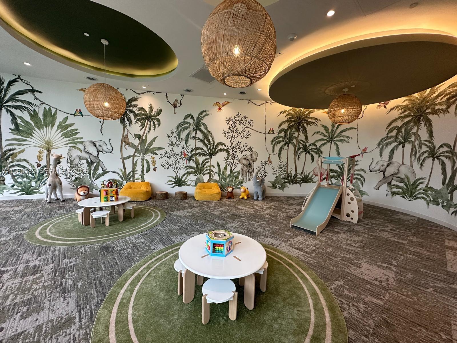 700 NE 24th St #2605 Miami, FL 33137