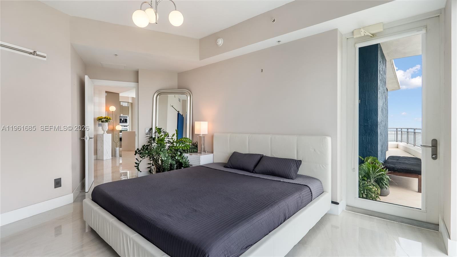 image Infinity at Brickell15