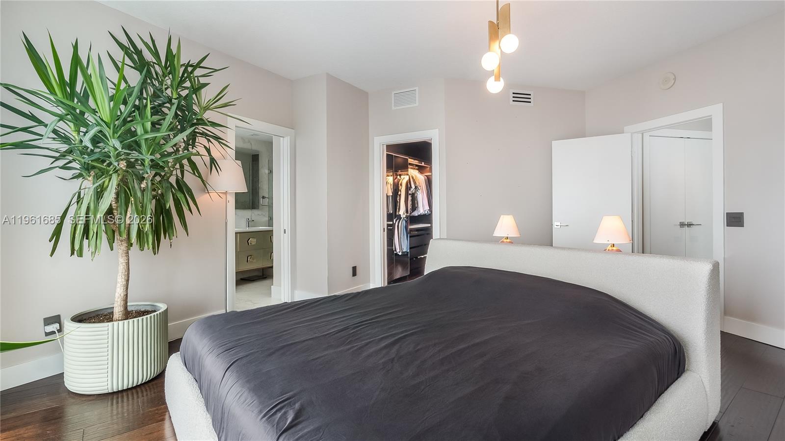 image Infinity at Brickell31