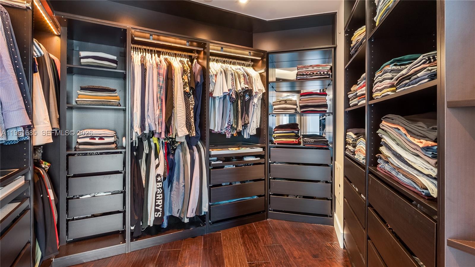 image Infinity at Brickell36