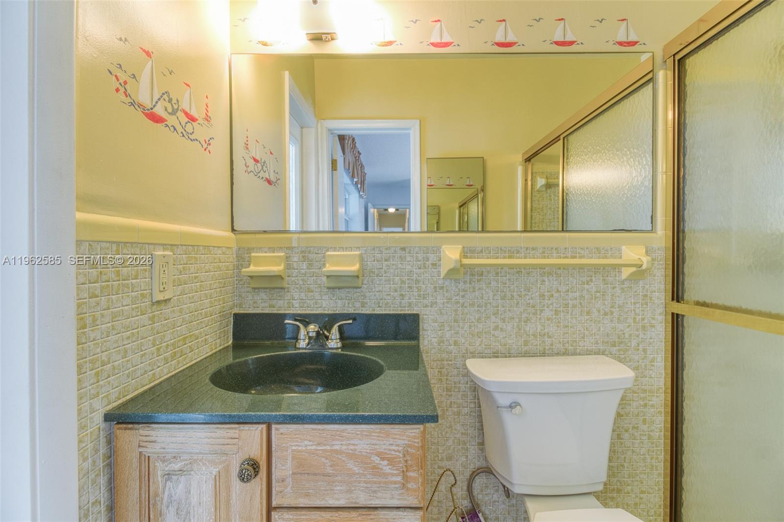 2225 N 39th Ave Hollywood, FL 33021