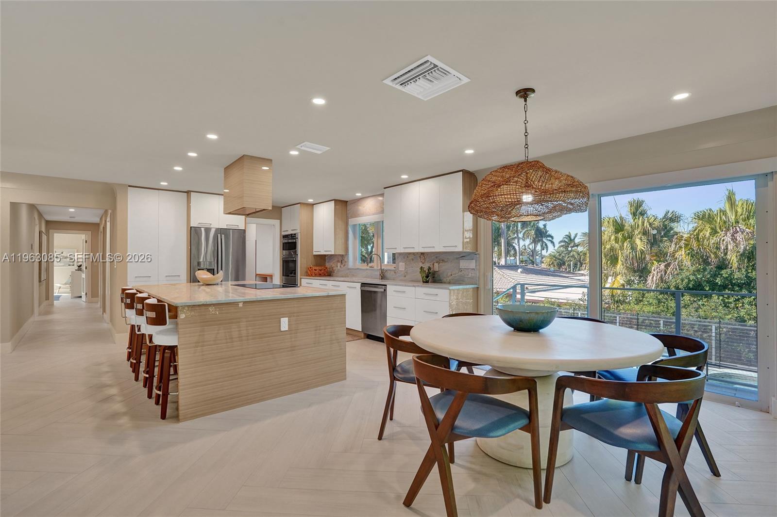 1673 Bel Air Ave Lauderdale By The Sea, FL 33062