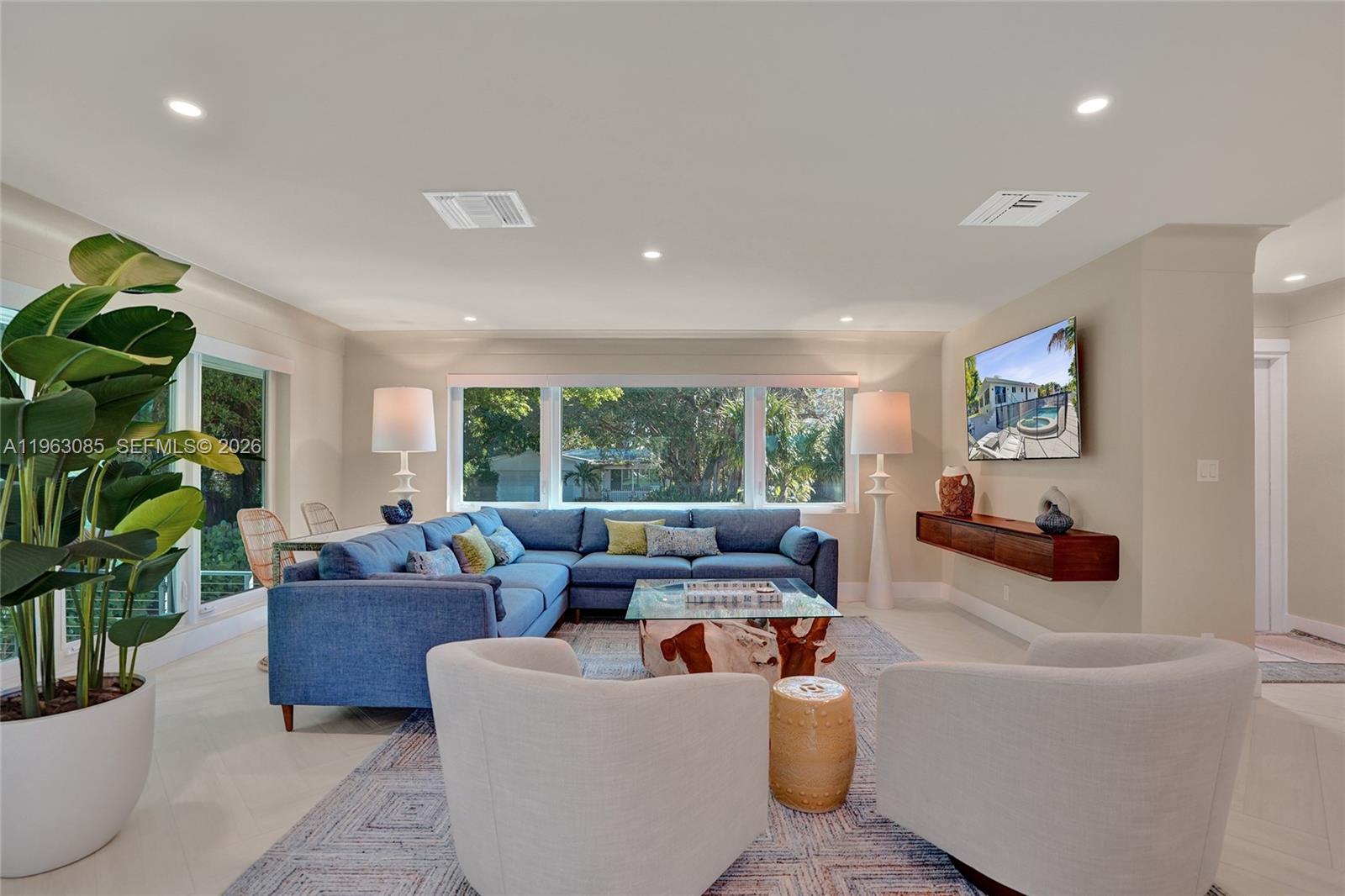 1673 Bel Air Ave Lauderdale By The Sea, FL 33062