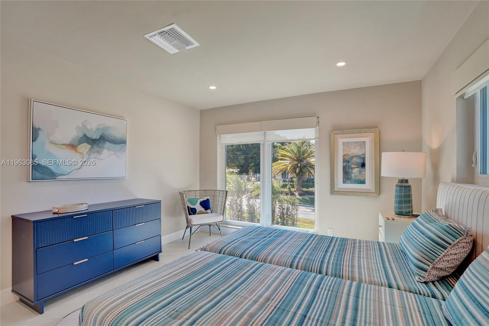 1673 Bel Air Ave Lauderdale By The Sea, FL 33062