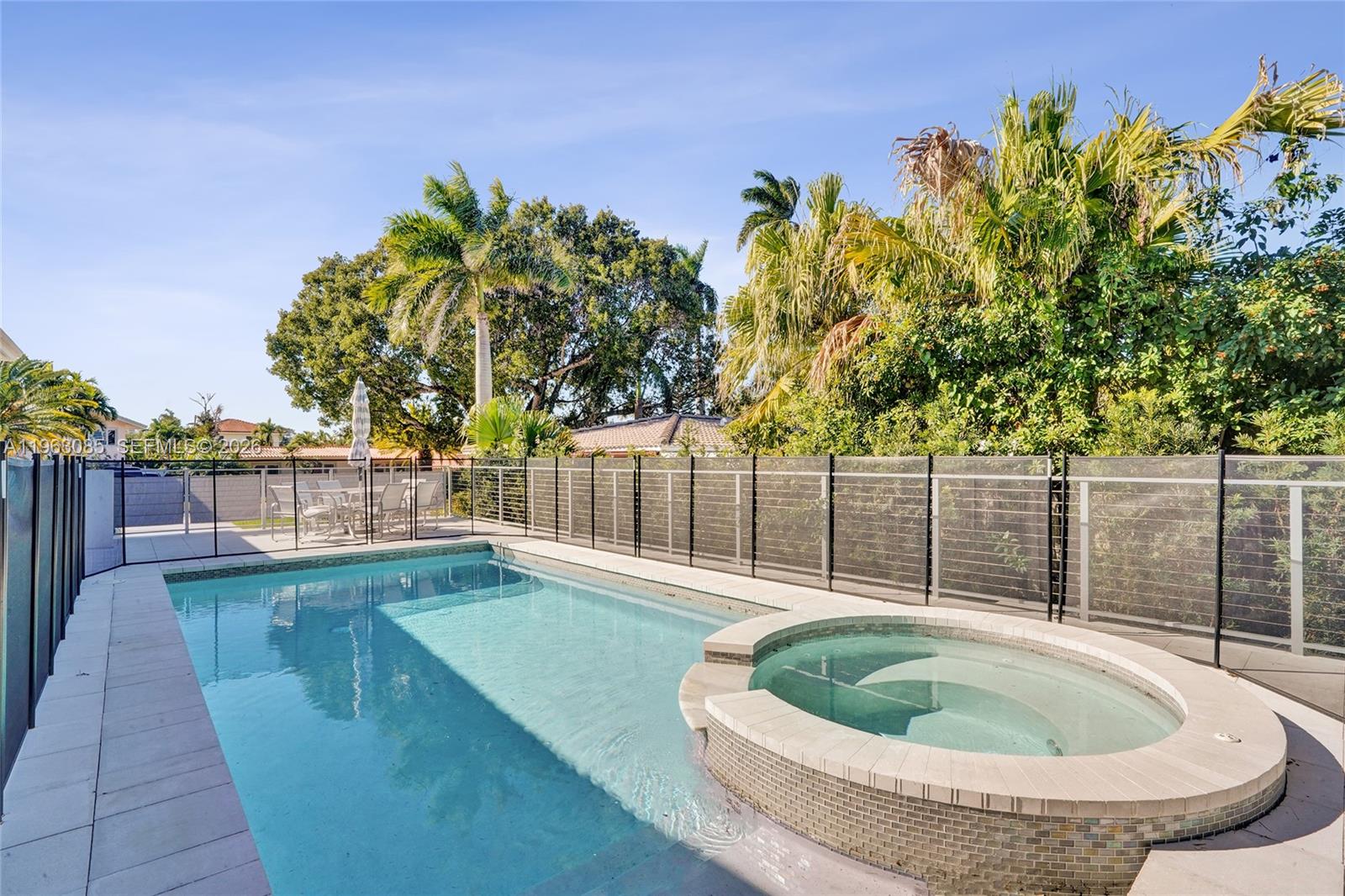 1673 Bel Air Ave Lauderdale By The Sea, FL 33062