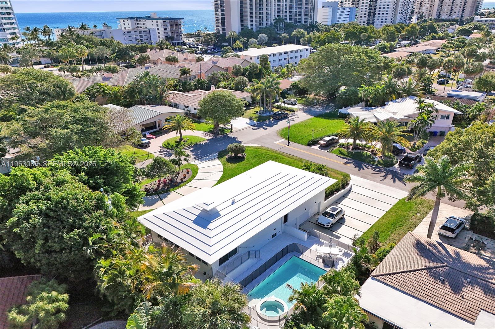 1673 Bel Air Ave Lauderdale By The Sea, FL 33062