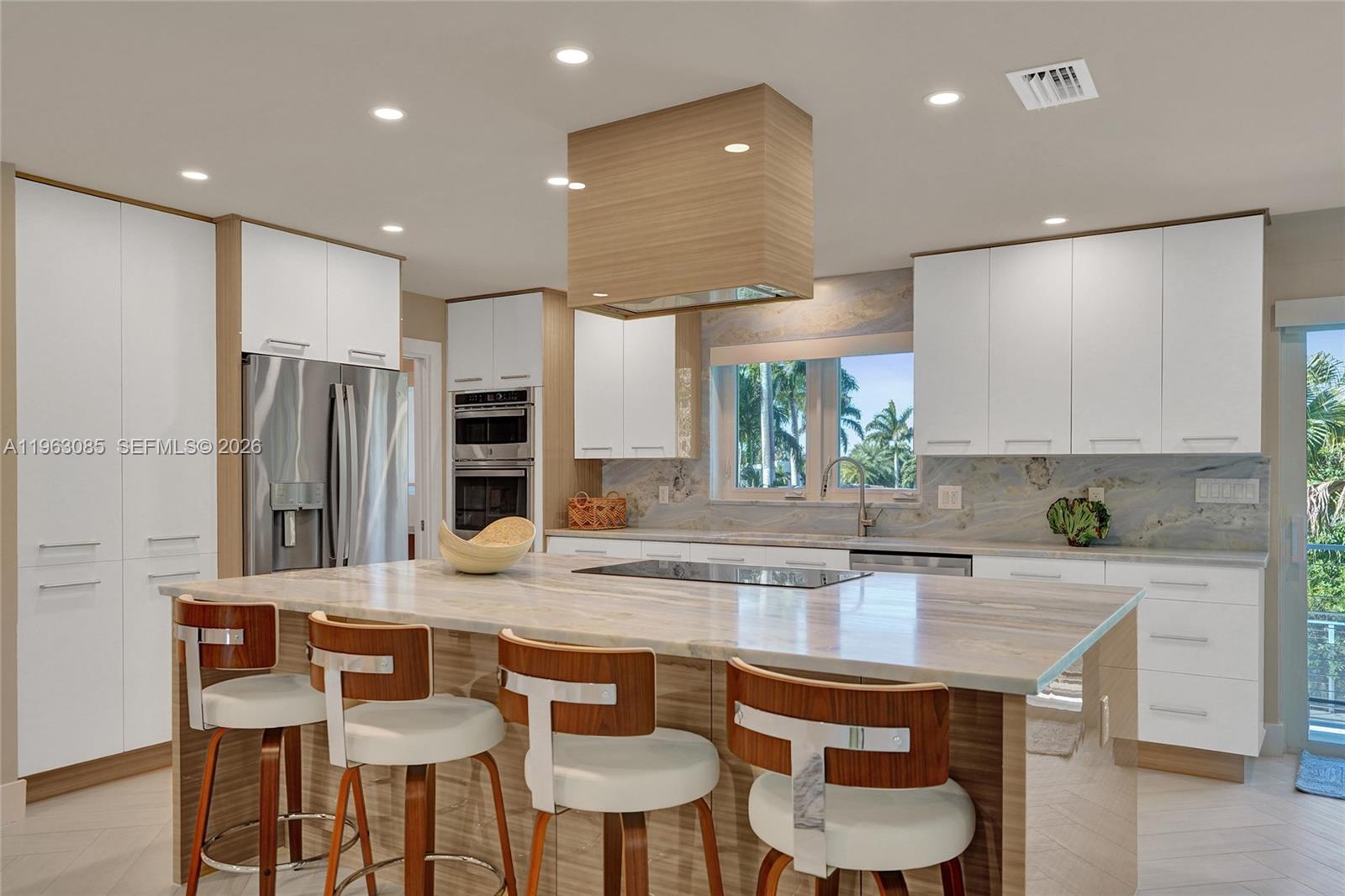 1673 Bel Air Ave Lauderdale By The Sea, FL 33062