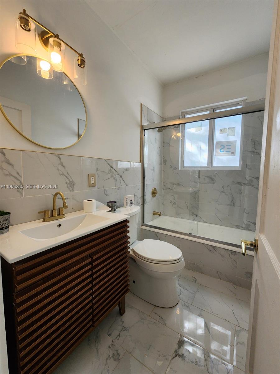 1311 11th Ave S St Petersburg, FL 33705