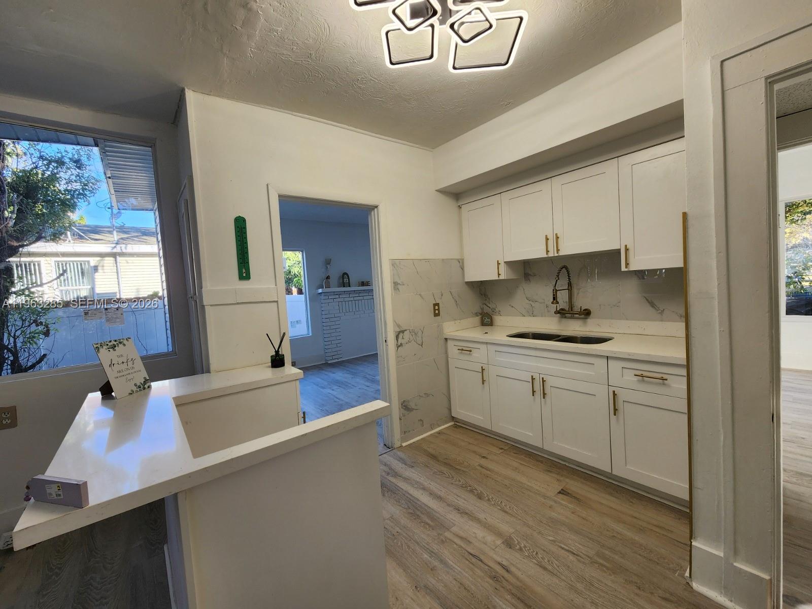 1311 11th Ave S St Petersburg, FL 33705