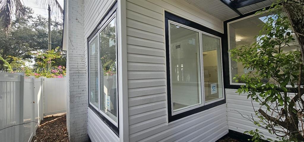 1311 11th Ave S St Petersburg, FL 33705