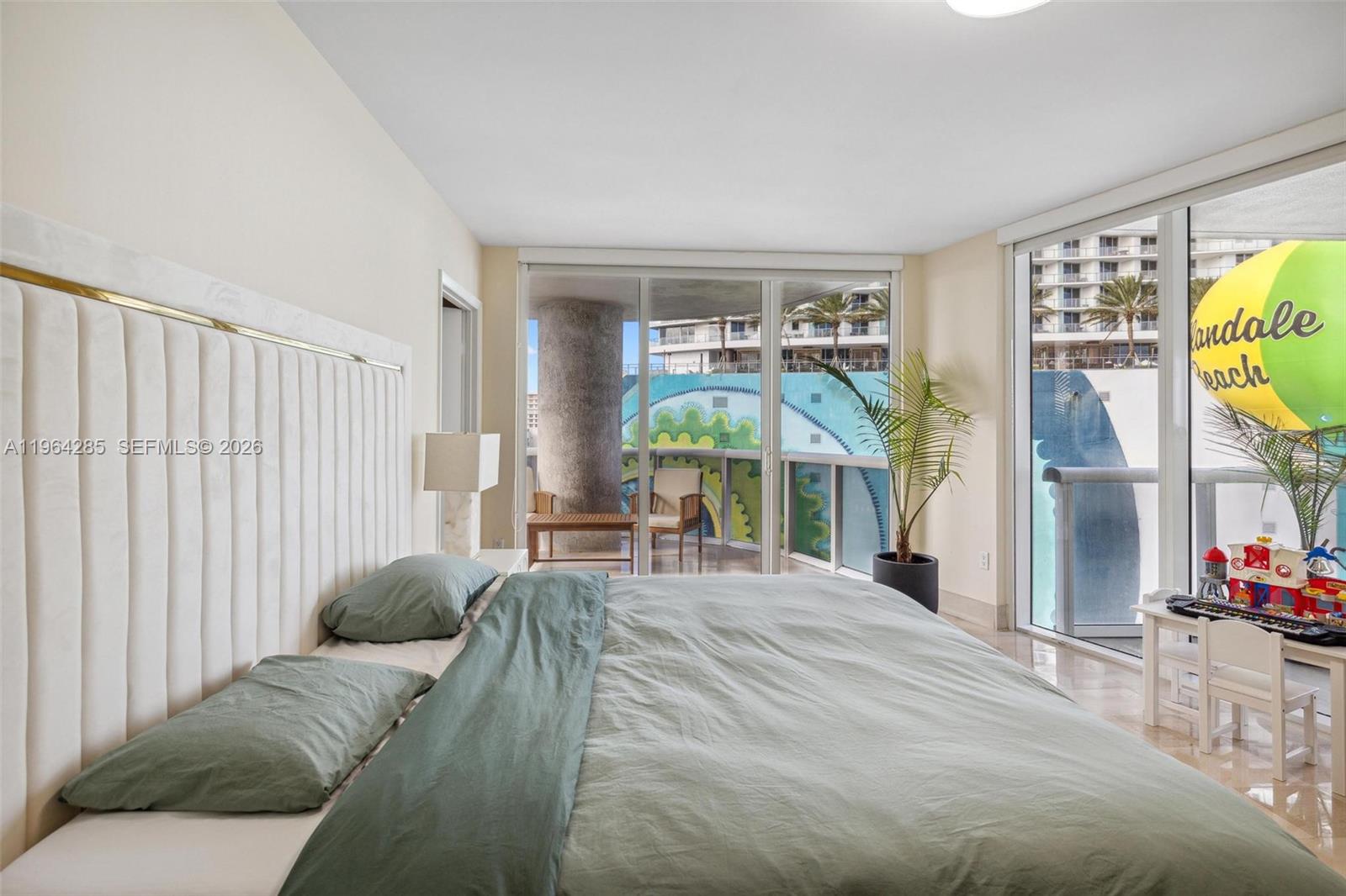 image Beach Club 316