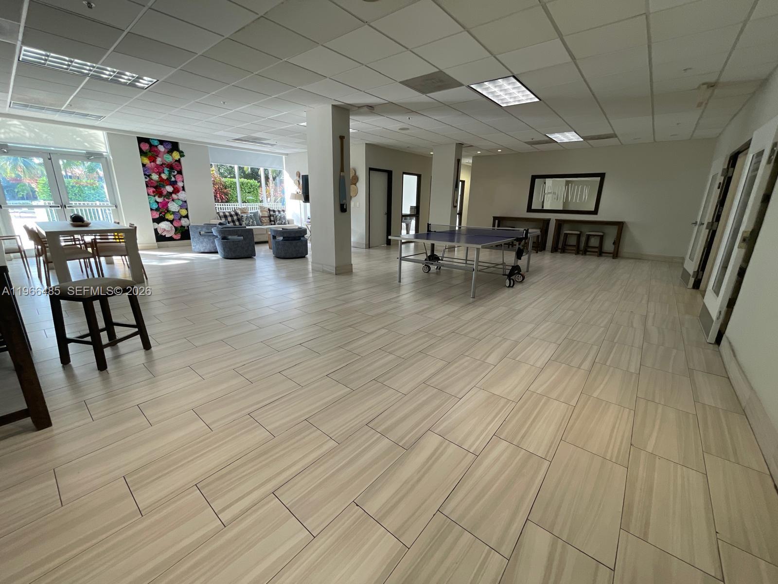 19390 Collins Ave #123 Sunny Isles Beach, FL 33160