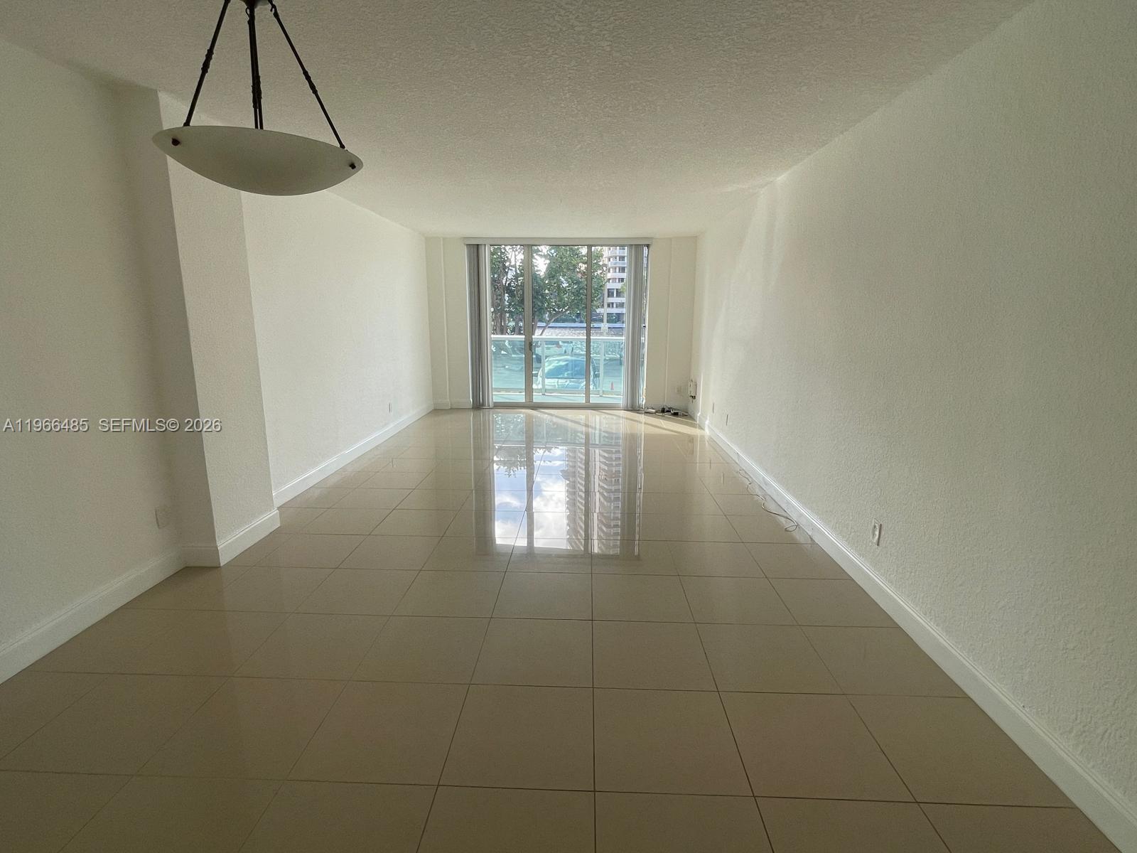 19390 Collins Ave #123 Sunny Isles Beach, FL 33160