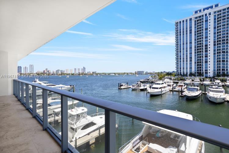 image Marina Palms North2