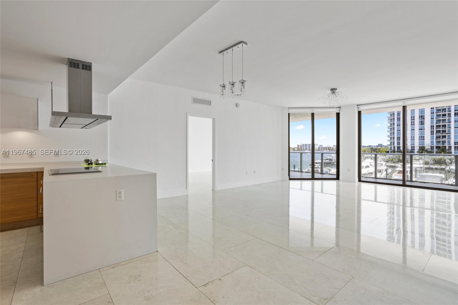 image Marina Palms North7