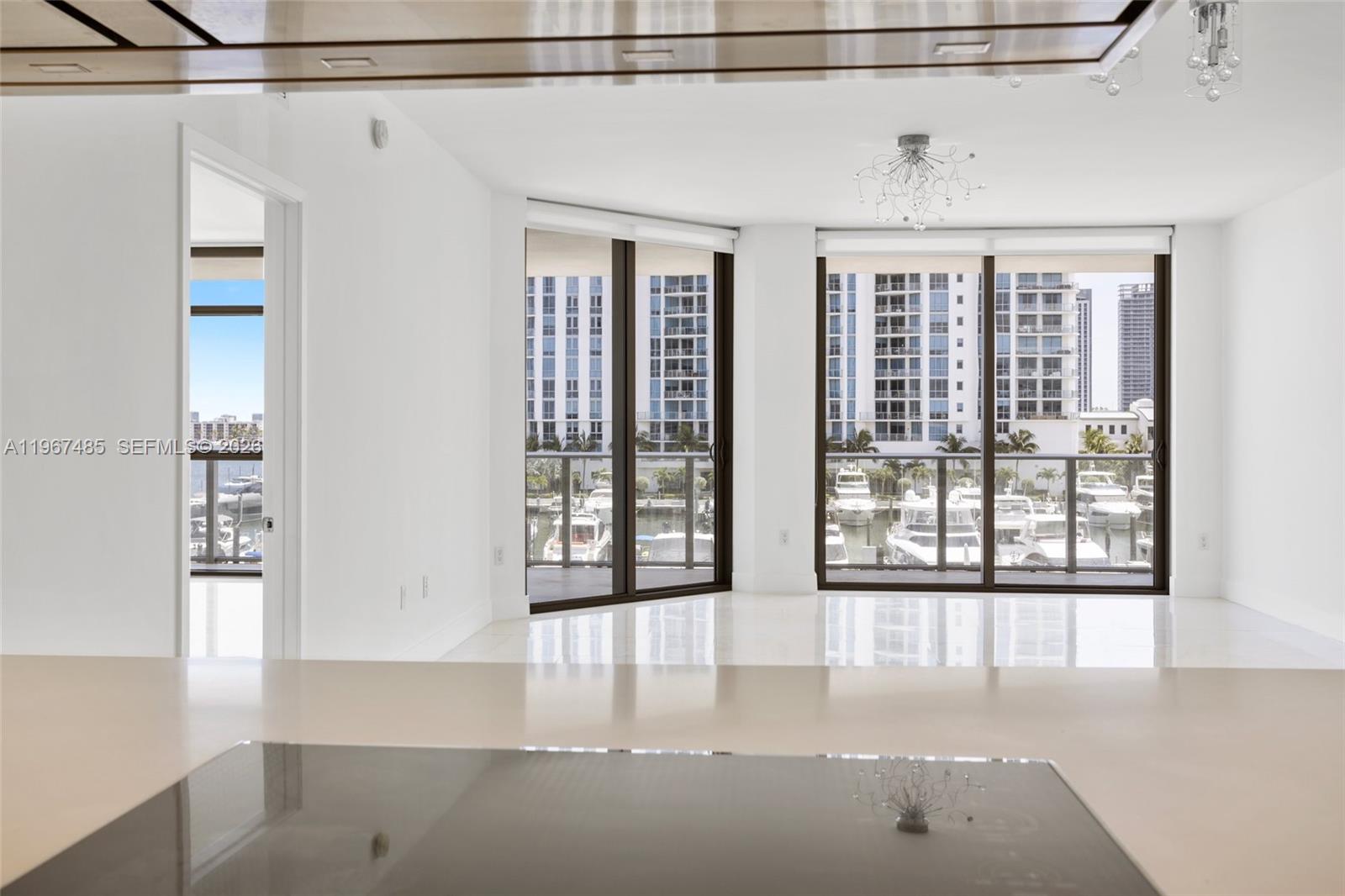 image Marina Palms North8