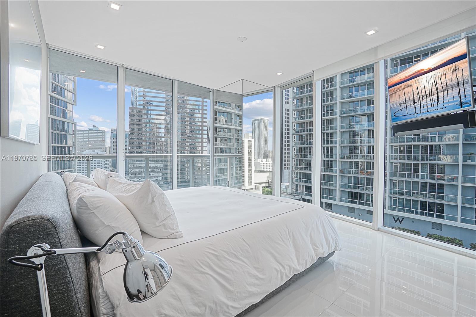 image Icon Brickell I12