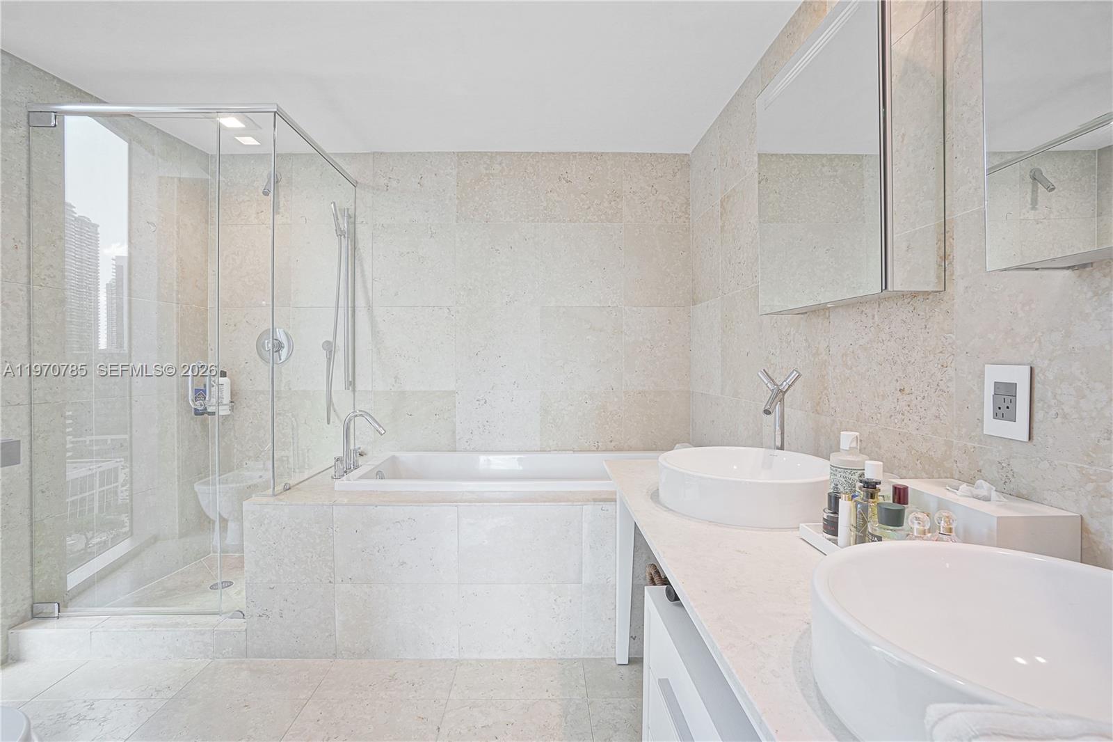 image Icon Brickell I13