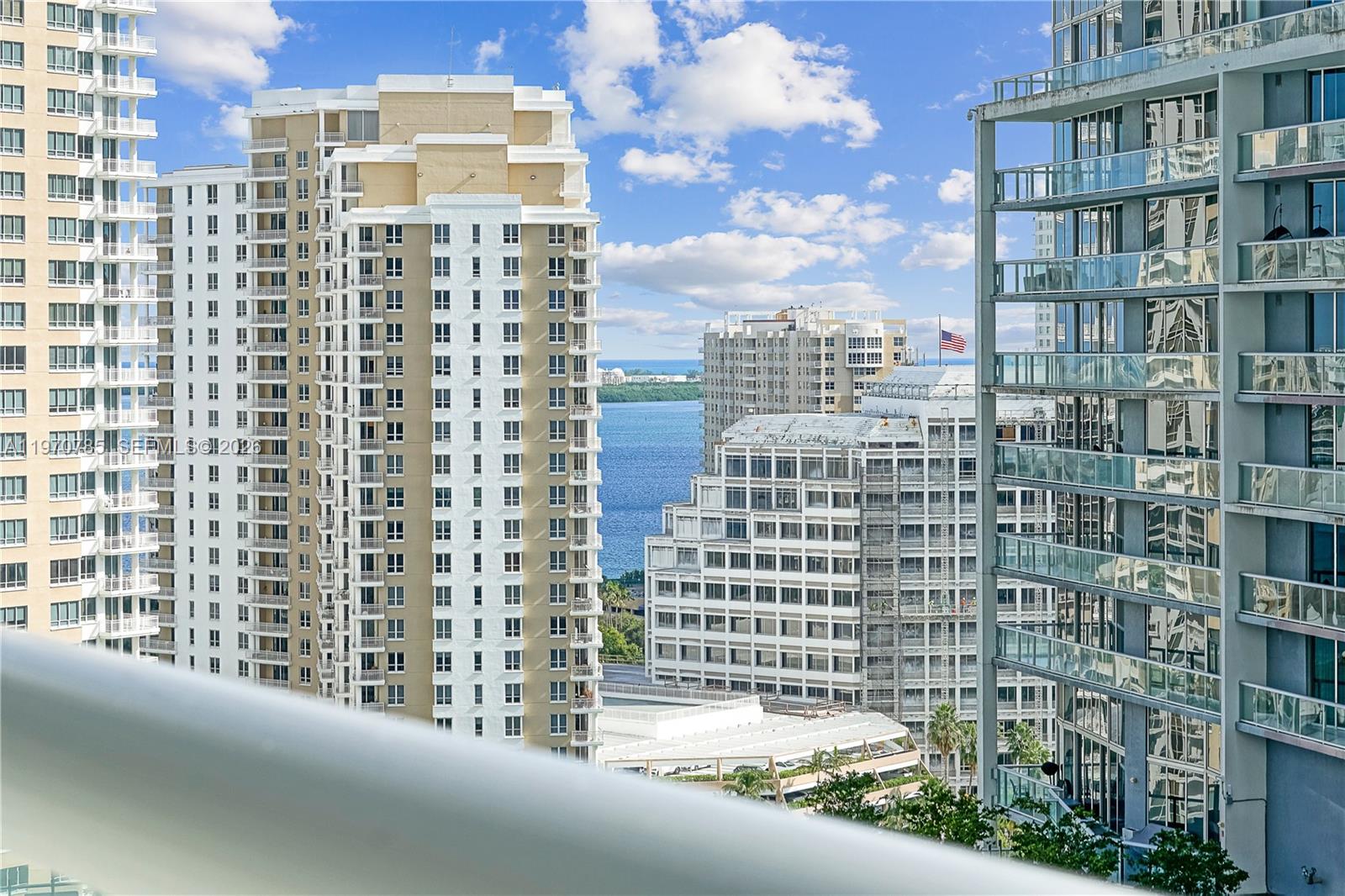 image Icon Brickell I2