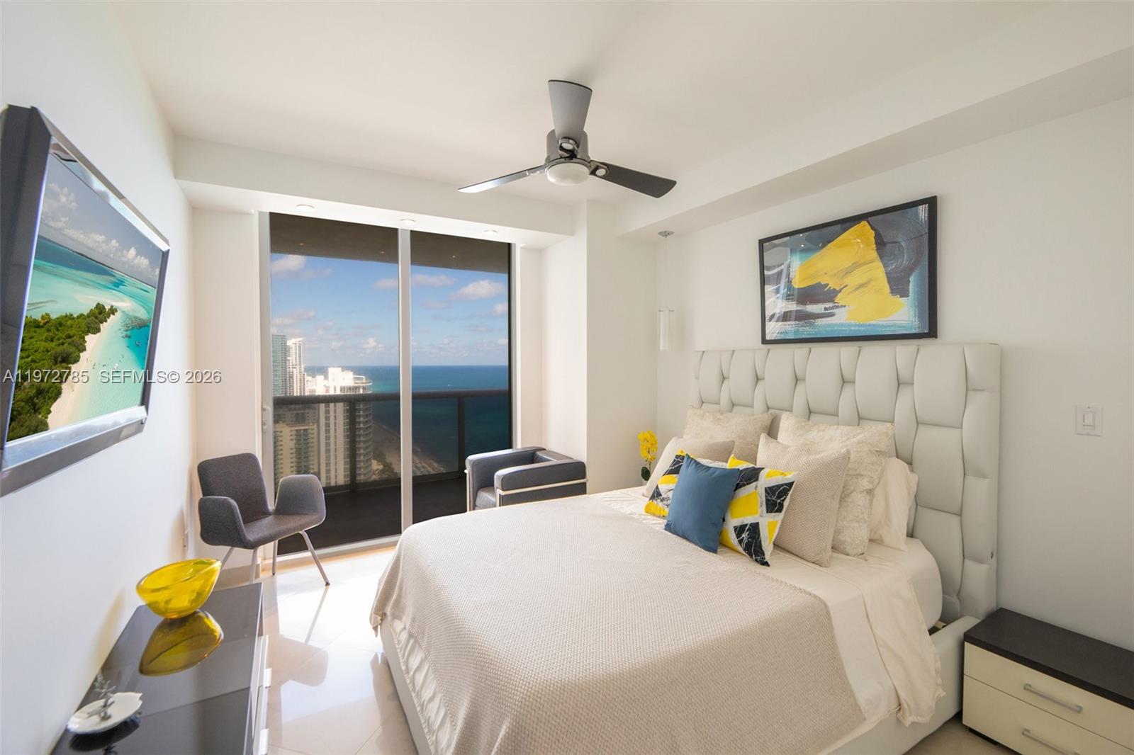 image Beach Club 224