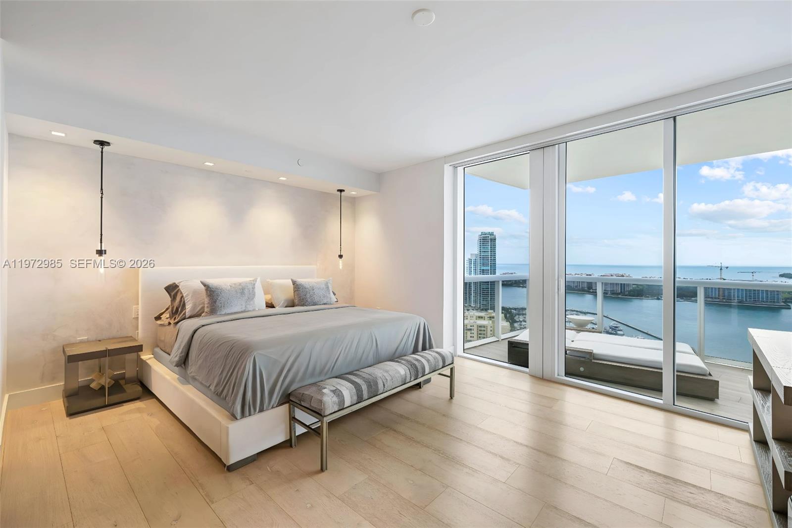 400 Alton Rd #2806 Miami Beach, FL 33139