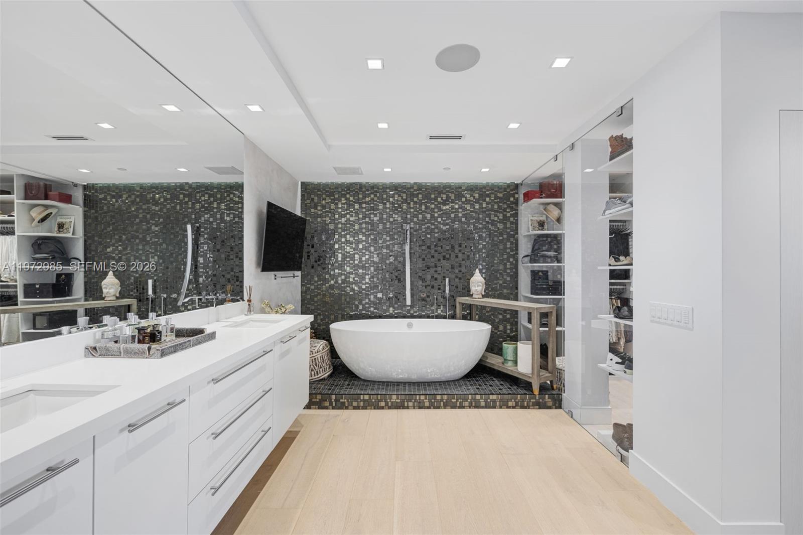 400 Alton Rd #2806 Miami Beach, FL 33139