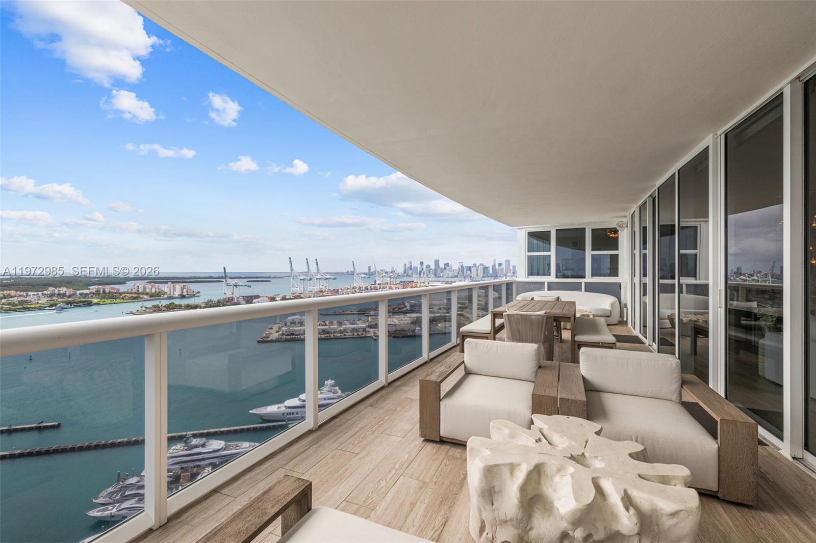 400 Alton Rd #2806 Miami Beach, FL 33139