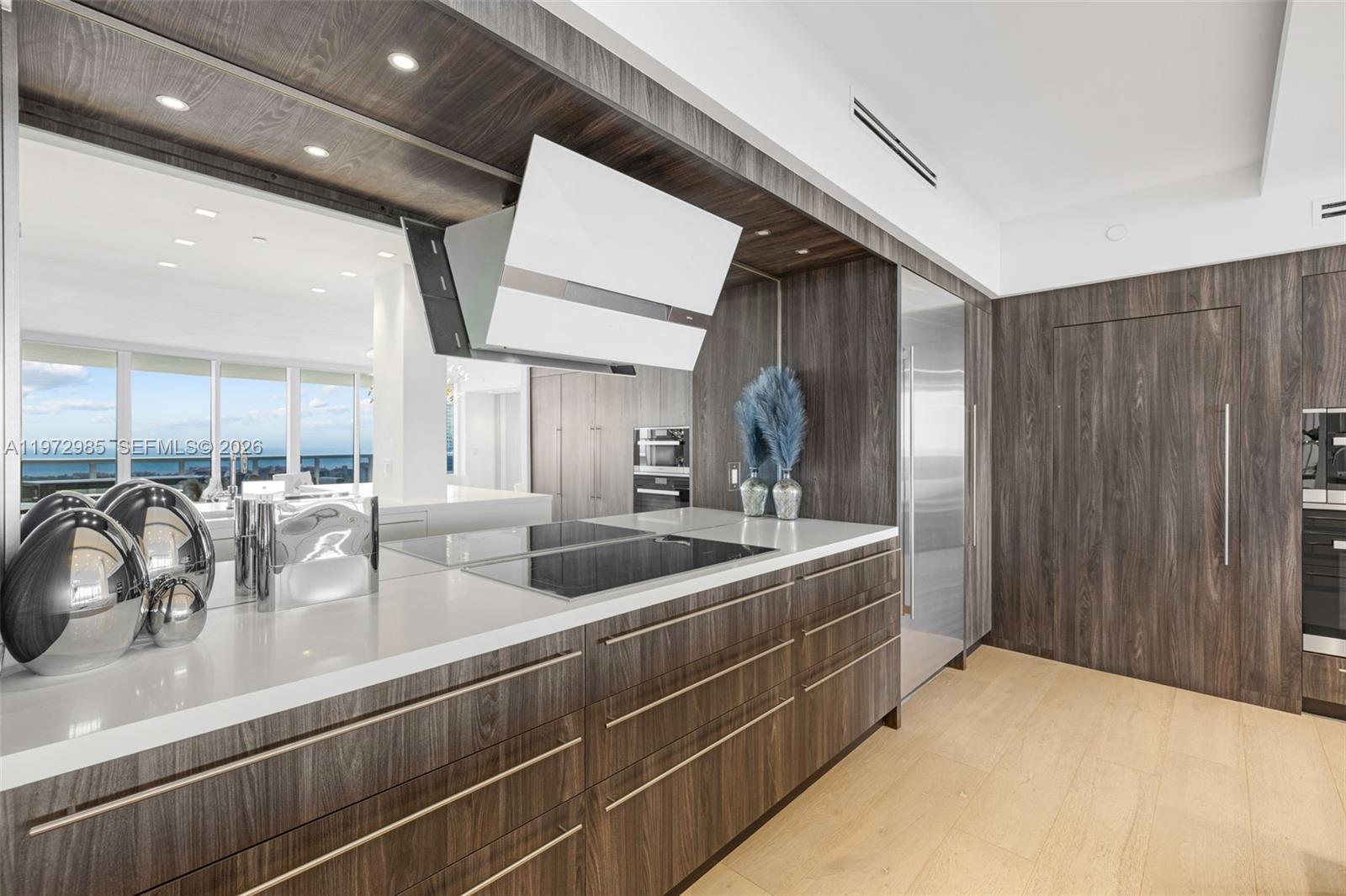 400 Alton Rd #2806 Miami Beach, FL 33139