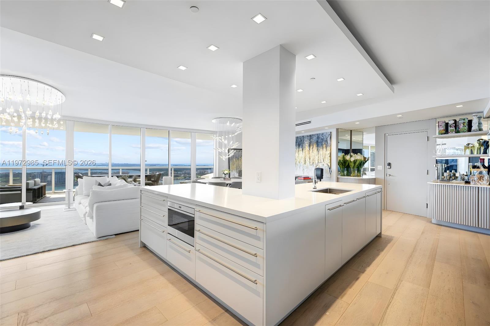 400 Alton Rd #2806 Miami Beach, FL 33139